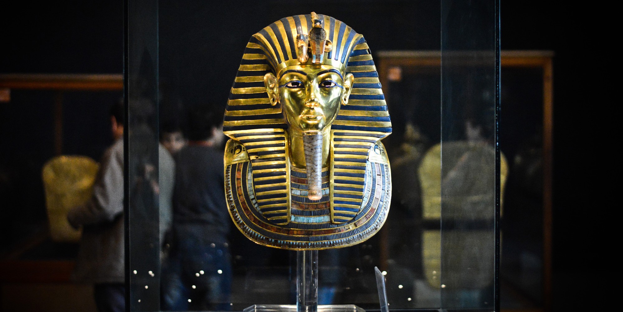 masque or pharaon toutankhamon